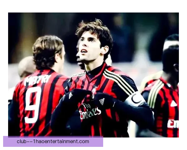 巴西球星卡卡在美国奥兰多城正式退役书写一代绿茵传奇谢幕篇章